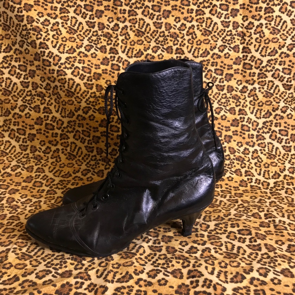 Vintage Lace Up Granny boots - Picture 6 of 9